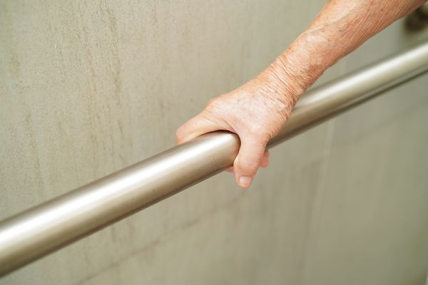 Cost of Tub Grab Bar Installation in Columbia